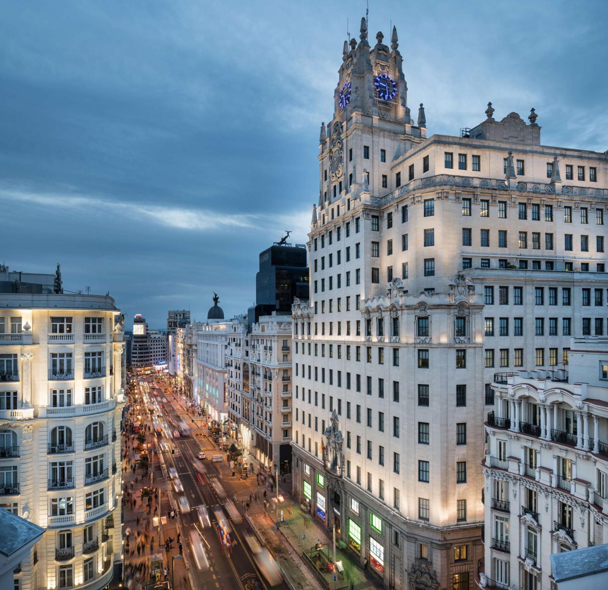 Nh Collection Madrid Gran Via Hotel Exterior photo