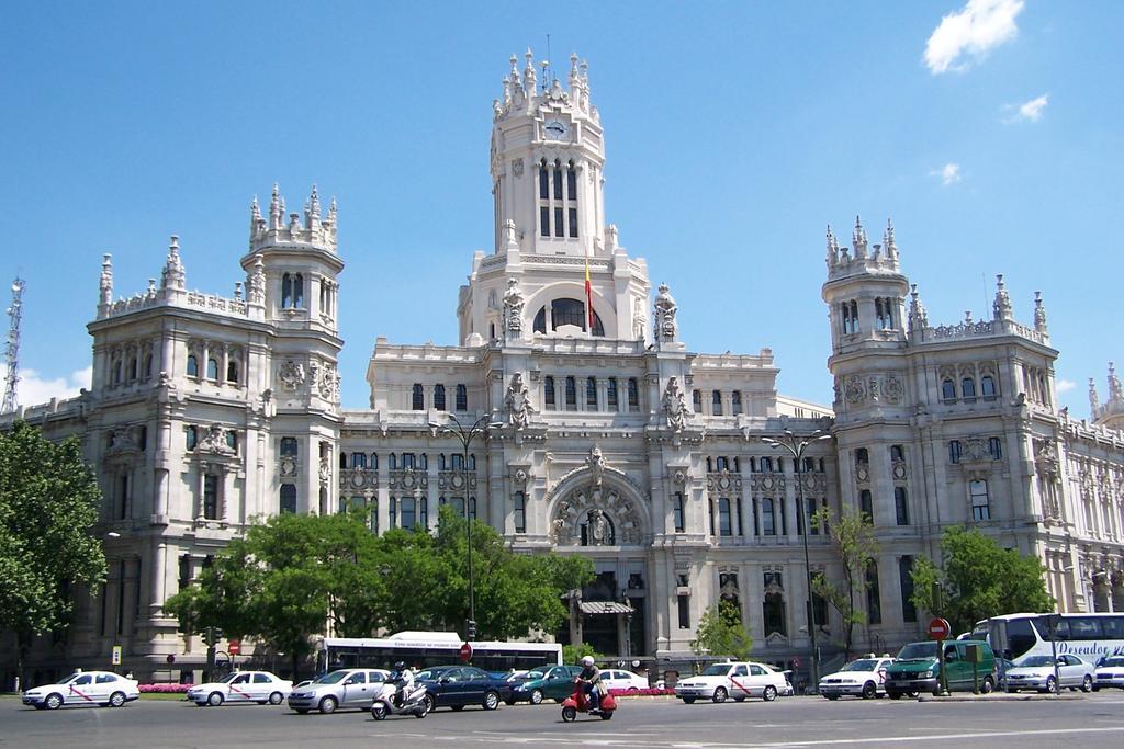 Nh Collection Madrid Gran Via Hotel Exterior photo